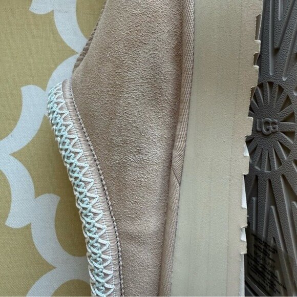 NIB UGG Women’s Tasman Slipper in Mustard Seed, US 12, from GOAT - Picture 13 of 16